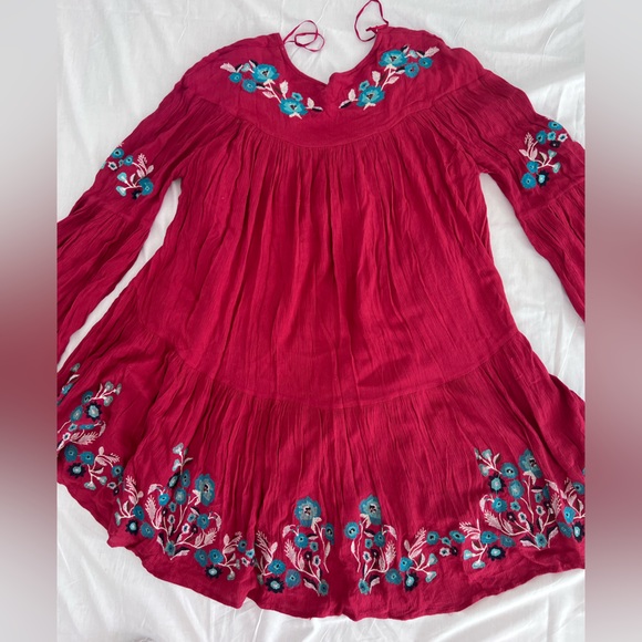 Free People Te Amo Floral Boho Mini Dress $148 Red Small V-neck Sheer Lined - Picture 4 of 5
